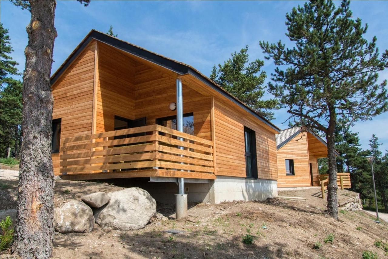 Village De Gites Des Bouviers Saint-Denis  Exterior photo